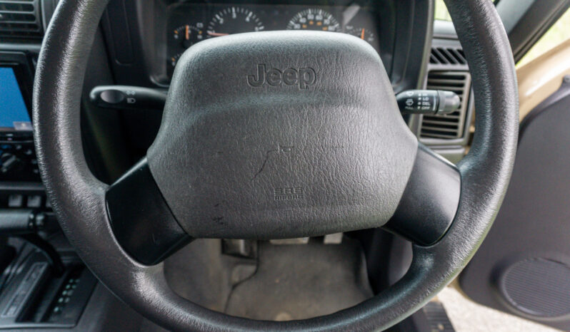 2000 Jeep Cherokee XJ 4×4 Factory RHD full